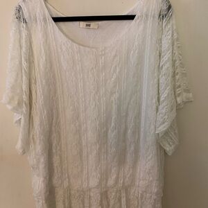 ISSI White Flutter Sleeve Blouse